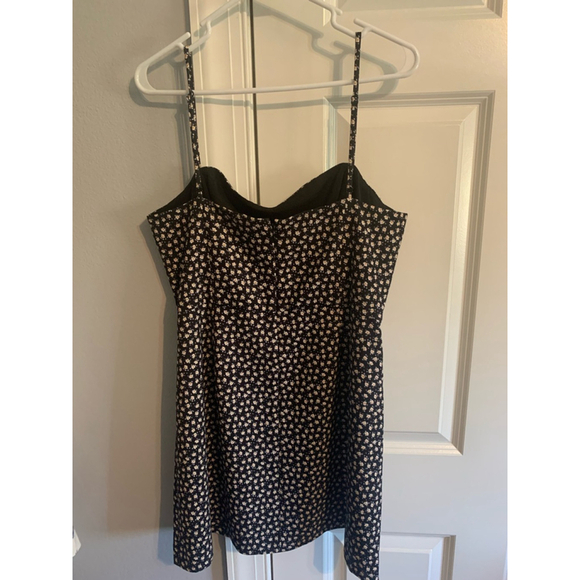 Women's French Connection Dress XL Black Floral Print Mini - Picture 2 of 4